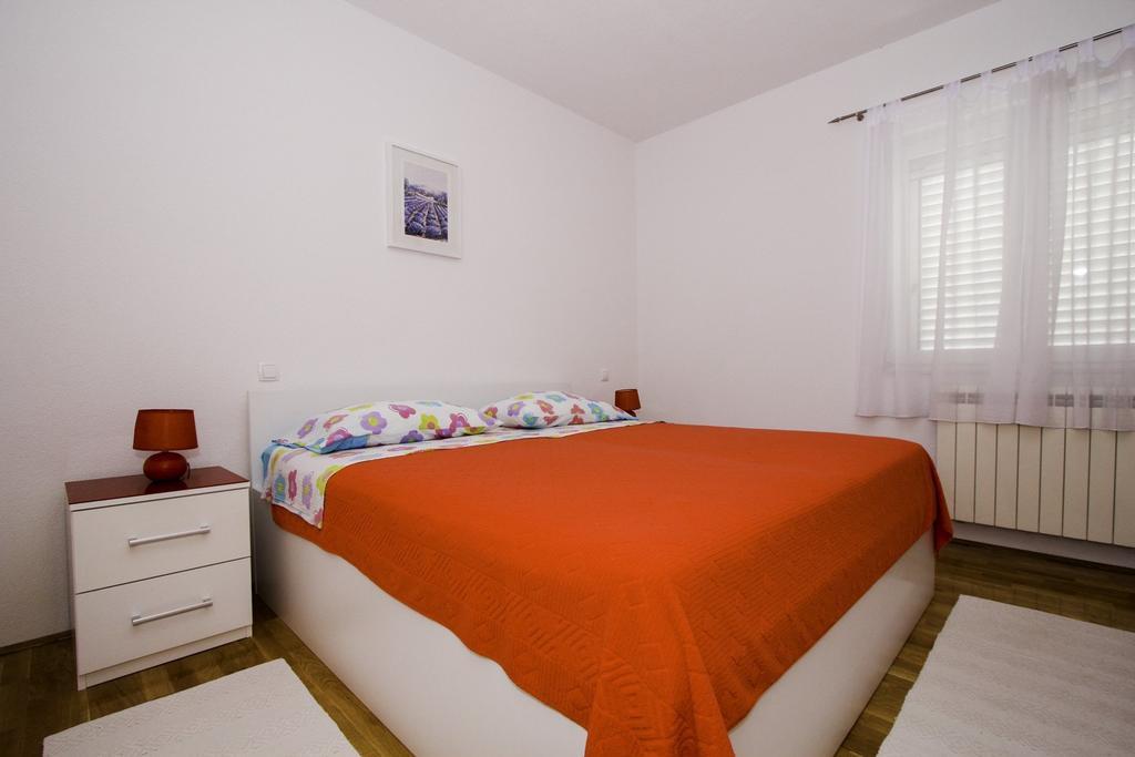 Apartments Zlatka Трогір Номер фото