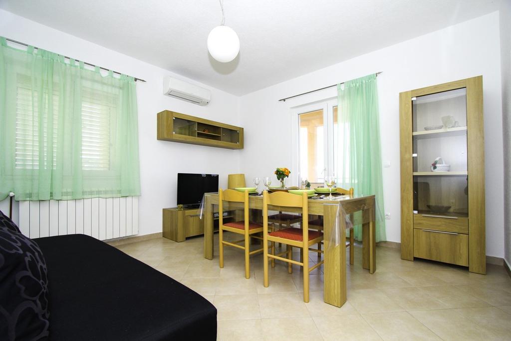 Apartments Zlatka Трогір Номер фото