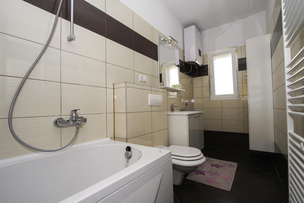 Apartments Zlatka Трогір Номер фото
