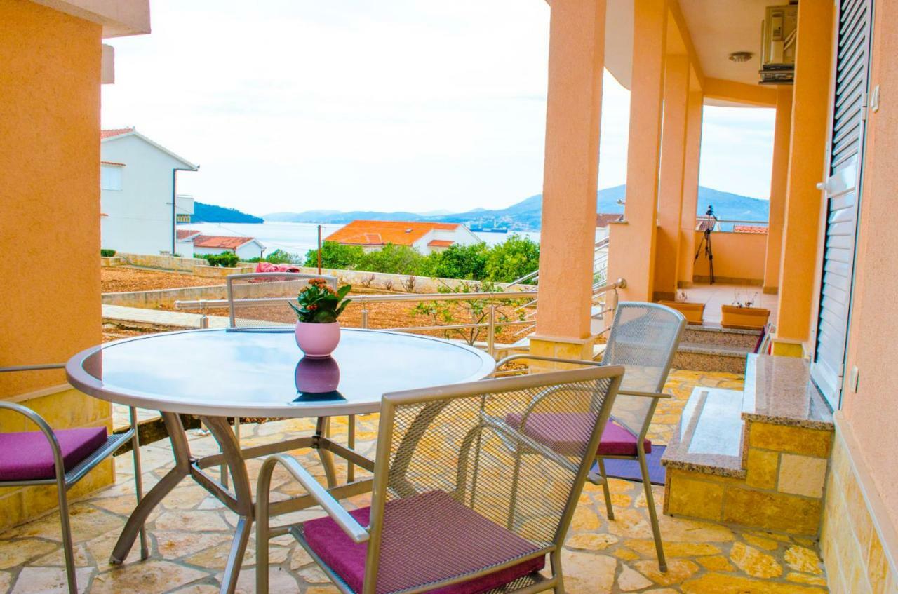 Apartments Zlatka Трогір Екстер'єр фото